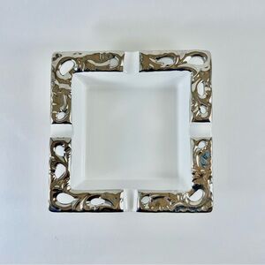 Ceramic White Ash Tray With Silver Details Medium